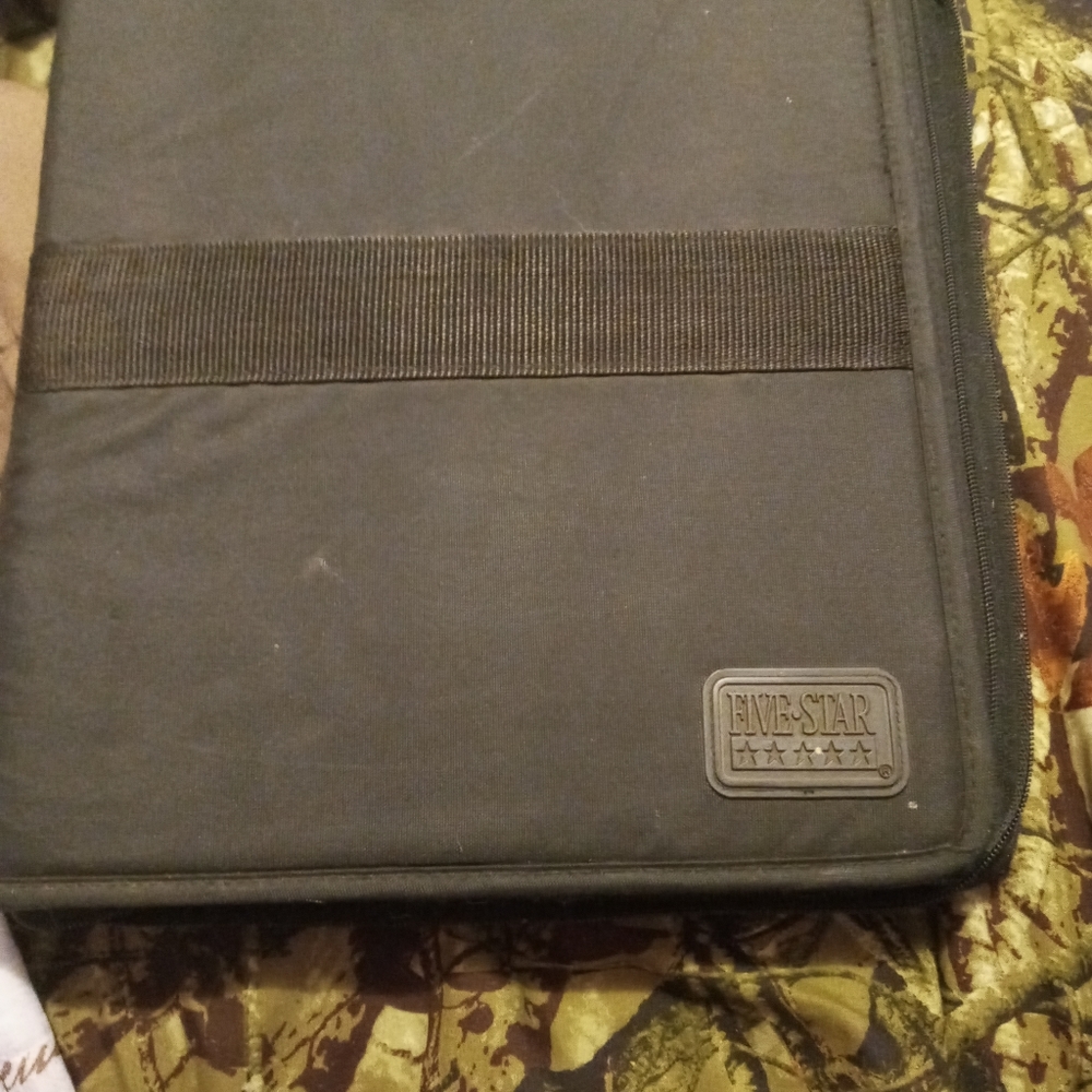 Five Star Binder with 152 loose leave paper